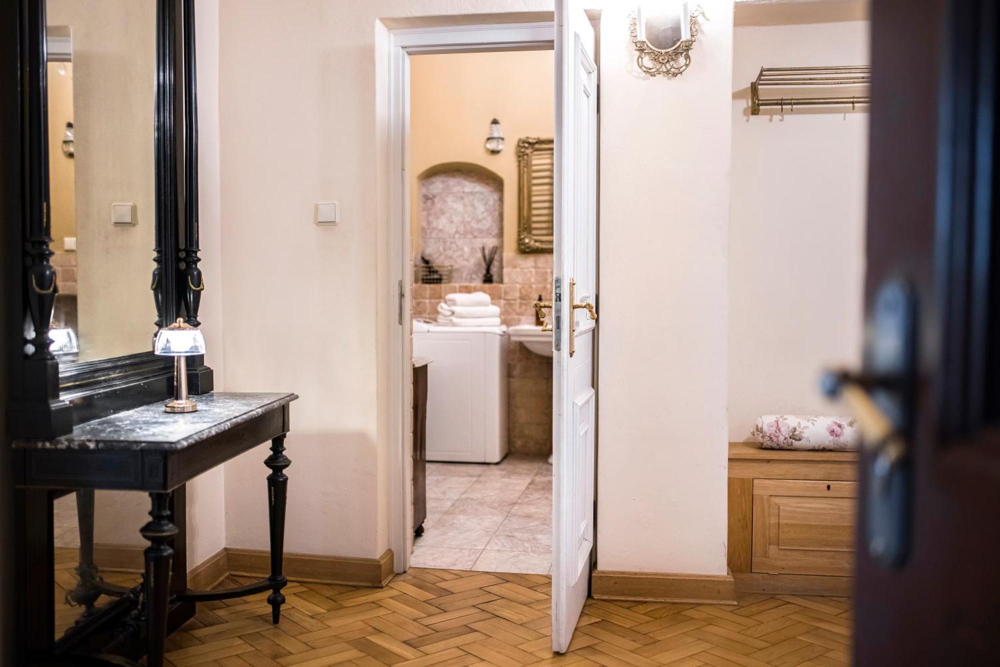 Apartamenty Kamienica Muzykow Old Town Lublin Exterior photo